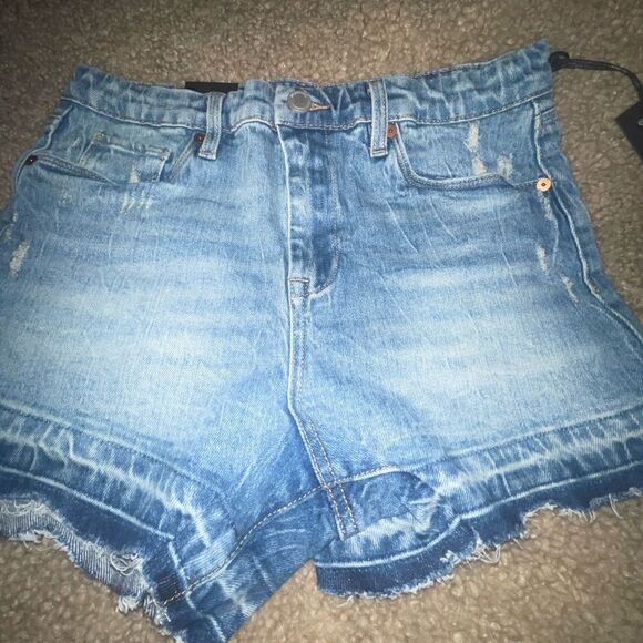 NWTs Blank NYC The Lenox High Rise So Yesterday Cutoff Denim Shorts - Picture 2 of 10